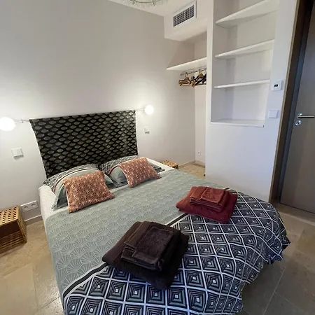 Lovely In Vieux-nice With Terrace, Garden And Ac - 10 Min To Beaches And Promenade Des Apartamento